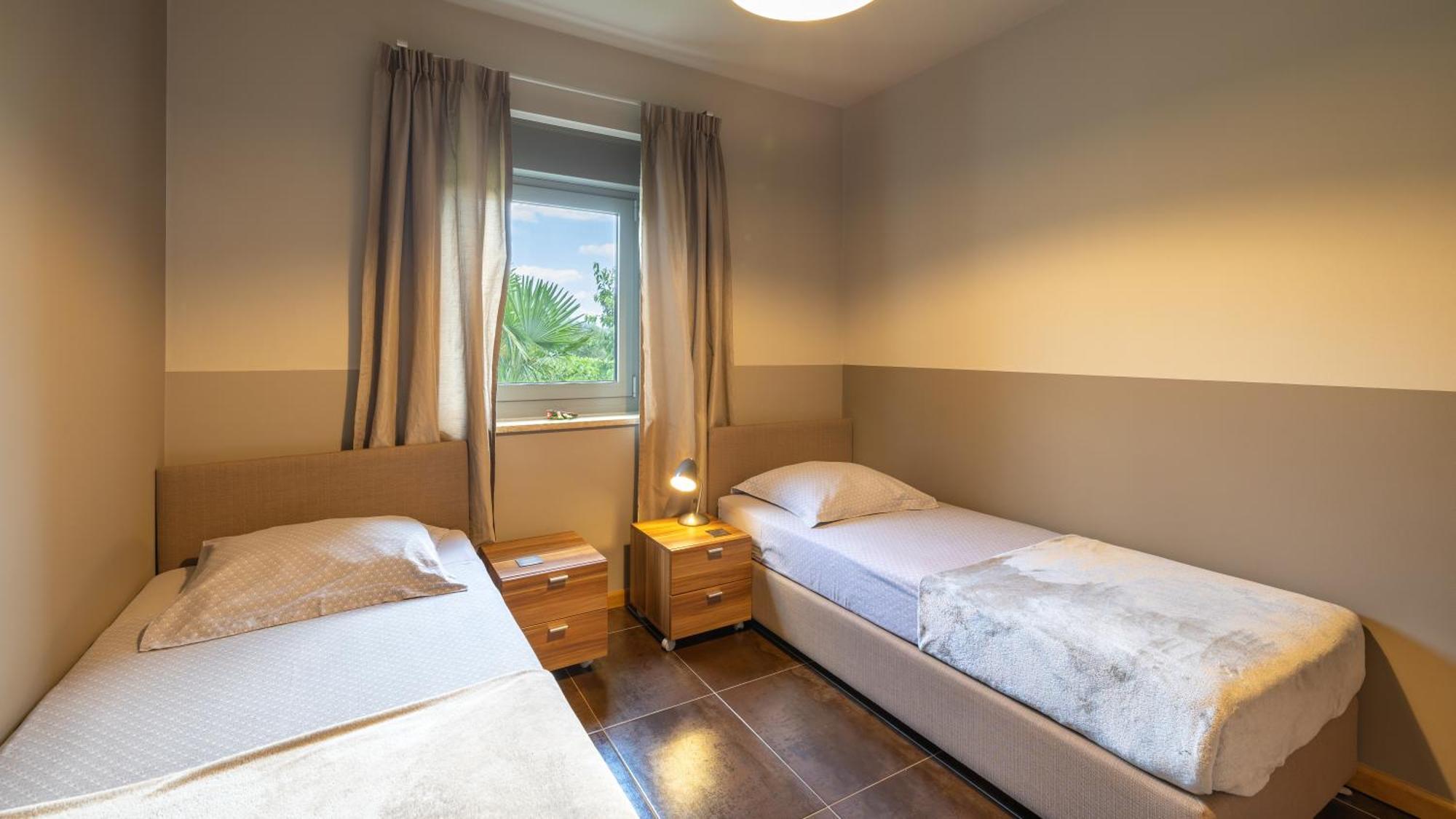Villa Labin In Zartinj - Luxury Privacy Heated Pool With Auto Cover エクステリア 写真