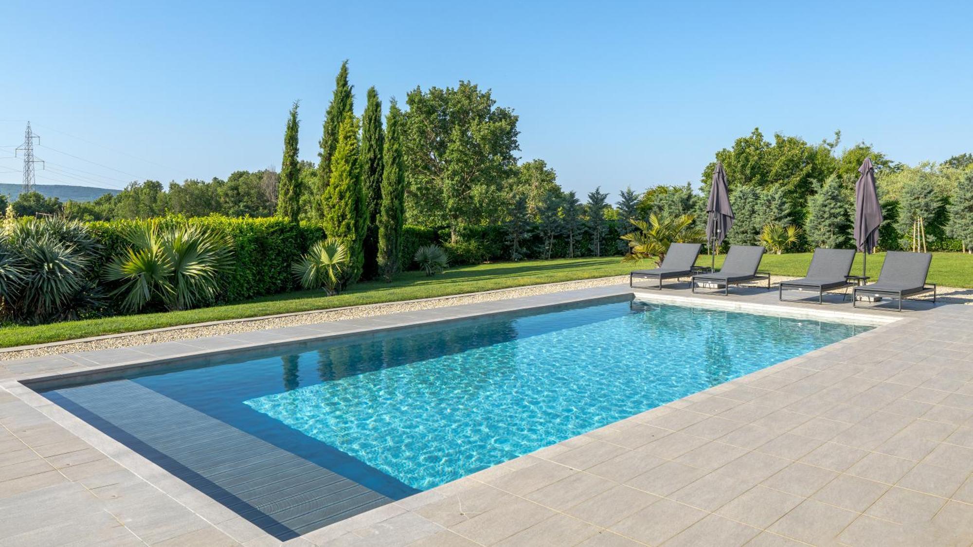 Villa Labin In Zartinj - Luxury Privacy Heated Pool With Auto Cover エクステリア 写真