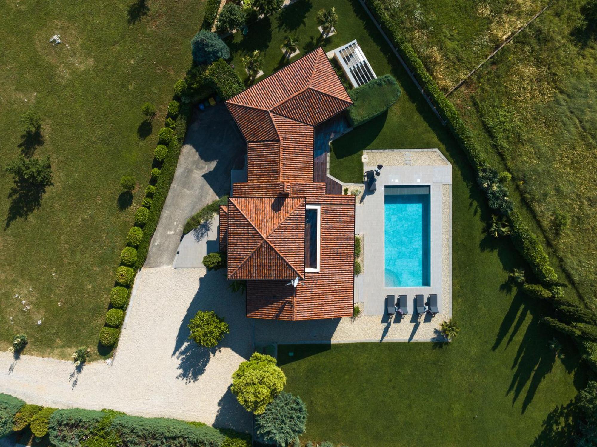 Villa Labin In Zartinj - Luxury Privacy Heated Pool With Auto Cover エクステリア 写真