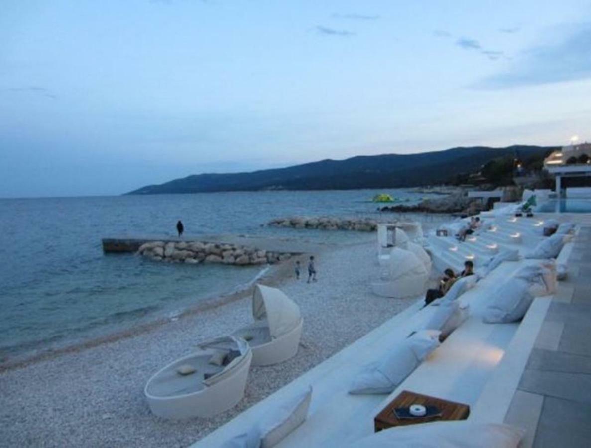 Villa Labin In Zartinj - Luxury Privacy Heated Pool With Auto Cover エクステリア 写真